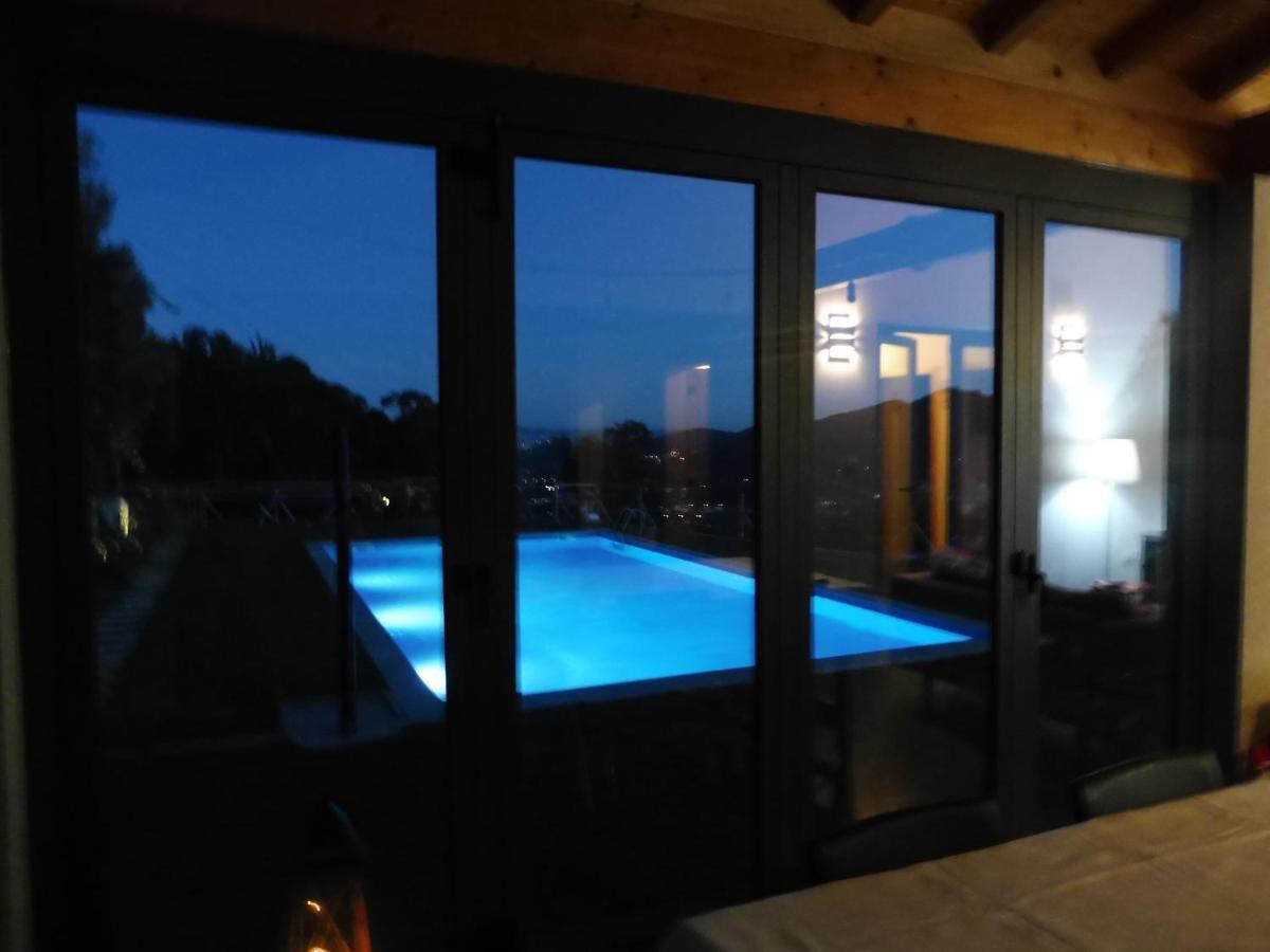 The Pool House Villa Longos Eksteriør billede